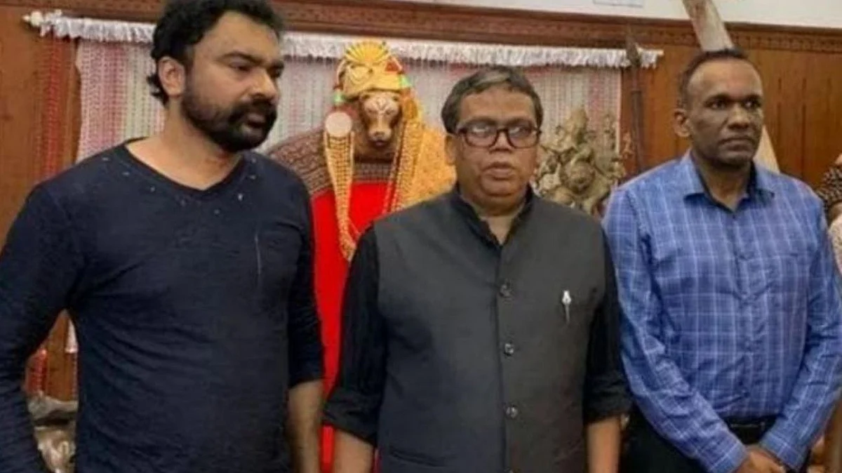 മനോജ് അയച്ച കത്തെവിടെ? ബെഹ്റയ്ക്കും എഡിജിപിക്കും പൊതിരെ വിമര്ശനം; മോന്സണ് കേസില് പാളിച്ചകള് എണ്ണിപ്പറഞ്ഞ് ഹൈക്കോടതി