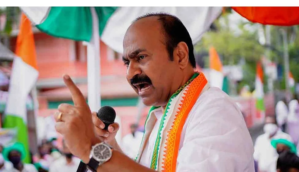 ആലുവ സമരം സര്ക്കാരിനുള്ള താക്കീത്; സി.ഐയുടെ സസ്പെന്ഷന് കോണ്ഗ്രസിന്റെ സമരവിജയമെന്ന് വി.ഡി സതീശന്