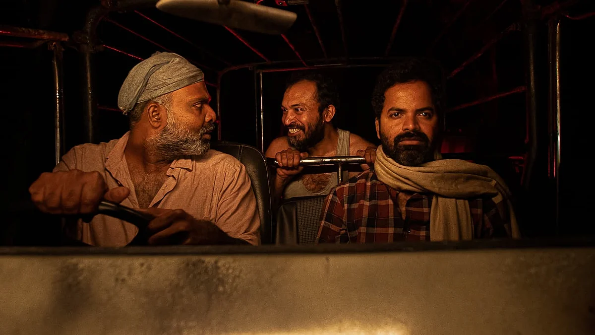Churuli movie review