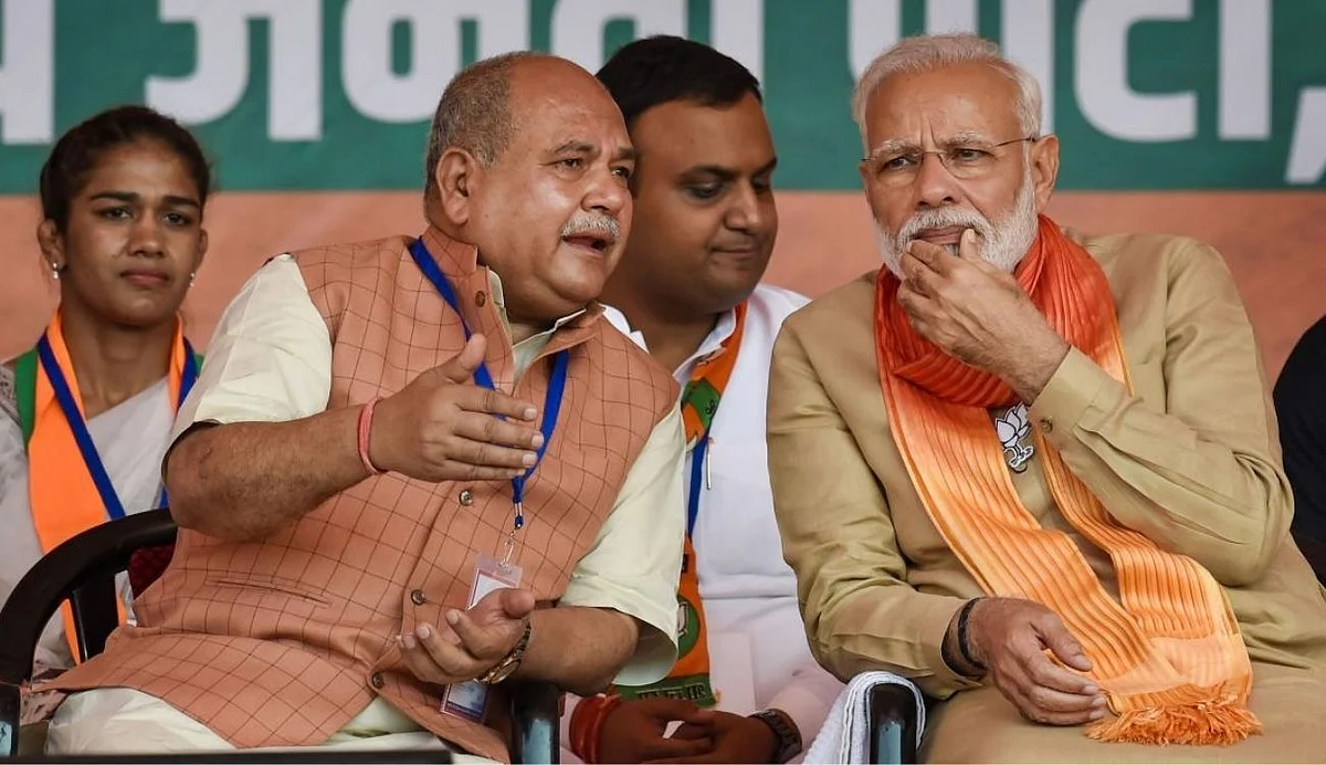 'ഒന്ന് പിന്നോട്ട് പോയി, മുന്നോട്ട് തന്നെ വരും', കാര്ഷിക നിയമങ്ങള് വീണ്ടും നടപ്പാക്കുമെന്ന് സൂചന നല്കി കൃഷിമന്ത്രി