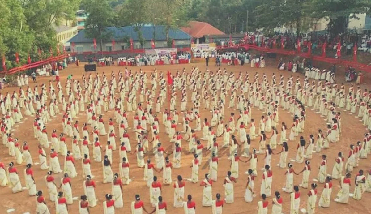 പാറശ്ശാലയിലെ മെഗാ തിരുവാതിര നേതാക്കള്ക്ക് അവമതിപ്പുണ്ടാക്കി; കടുത്ത അതൃപ്തി അറിയിച്ച് സംസ്ഥാന നേതൃത്വം