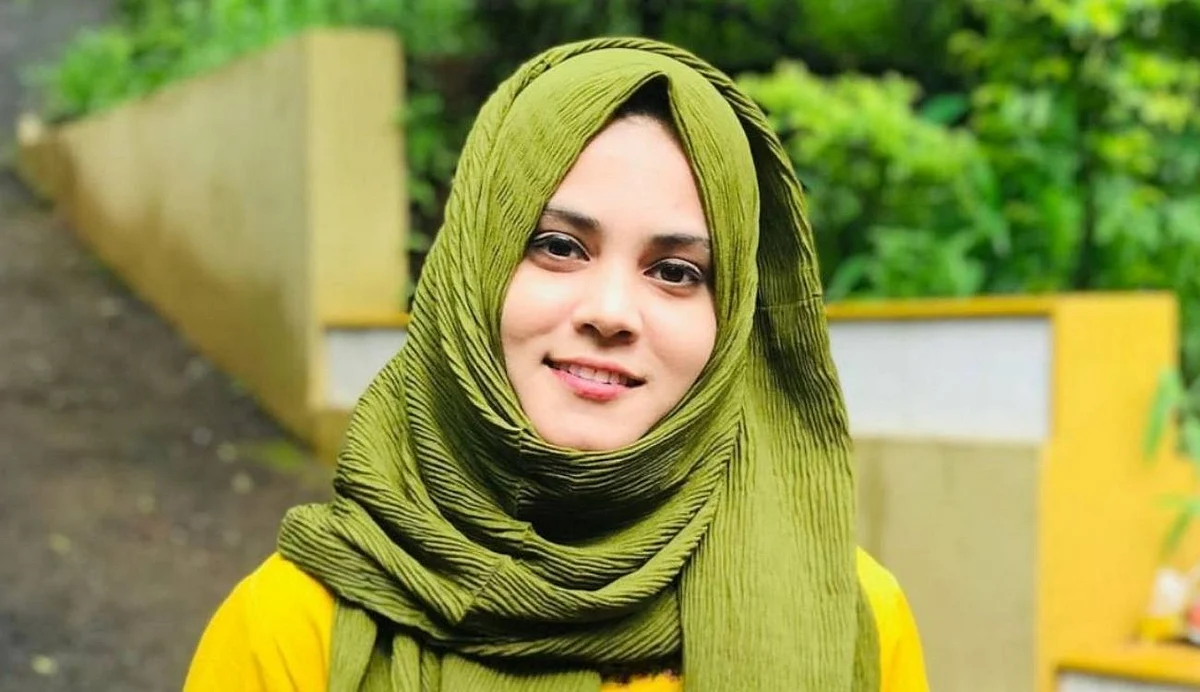 ആഭ്യന്തരമന്ത്രി ആരാണെന്ന് അറിഞ്ഞാല് രാജിവെക്കാനെങ്കിലും പറയാമായിരുന്നു, സ്ത്രീ പീഡന കേസുകള് അട്ടിമറിക്കപ്പെടുന്നു: ഫാത്തിമ തഹ്ലിയ