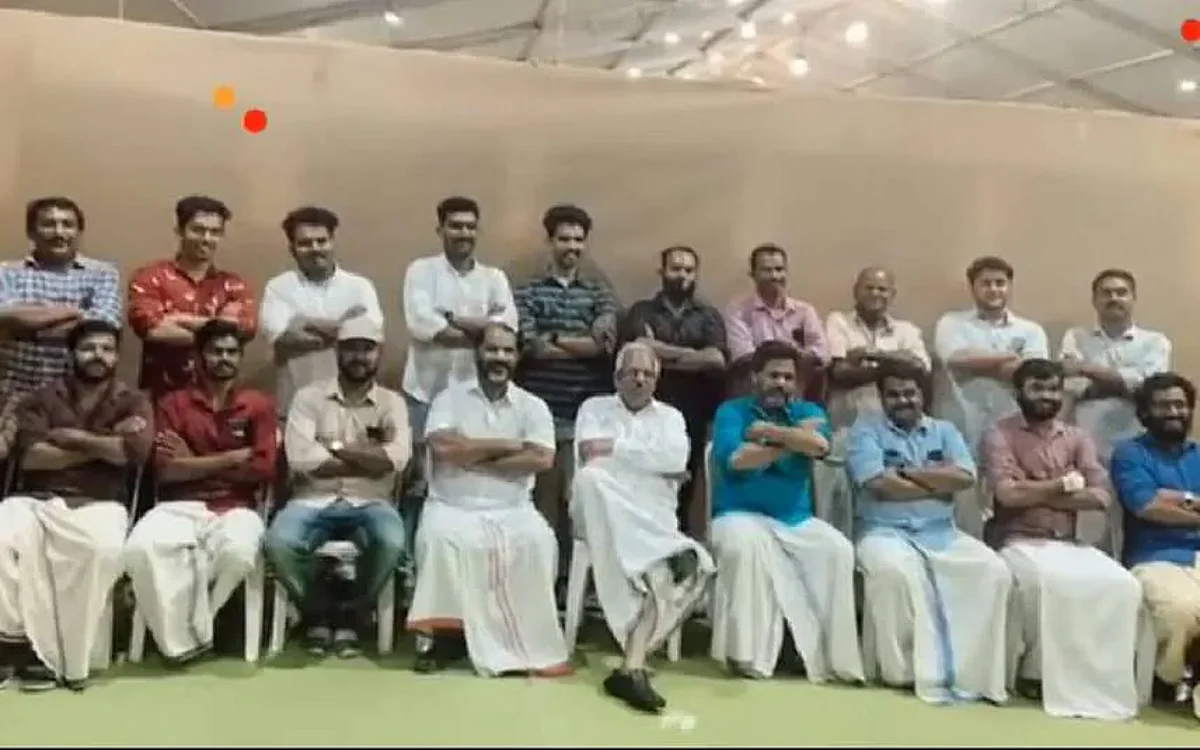 മൈക്കിളപ്പന്റെ 'ചാമ്പിക്കോ' ട്രെന്റില് ഫോട്ടോയെടുത്ത് പി. ജയരാജനും സംഘവും; വീഡിയോ