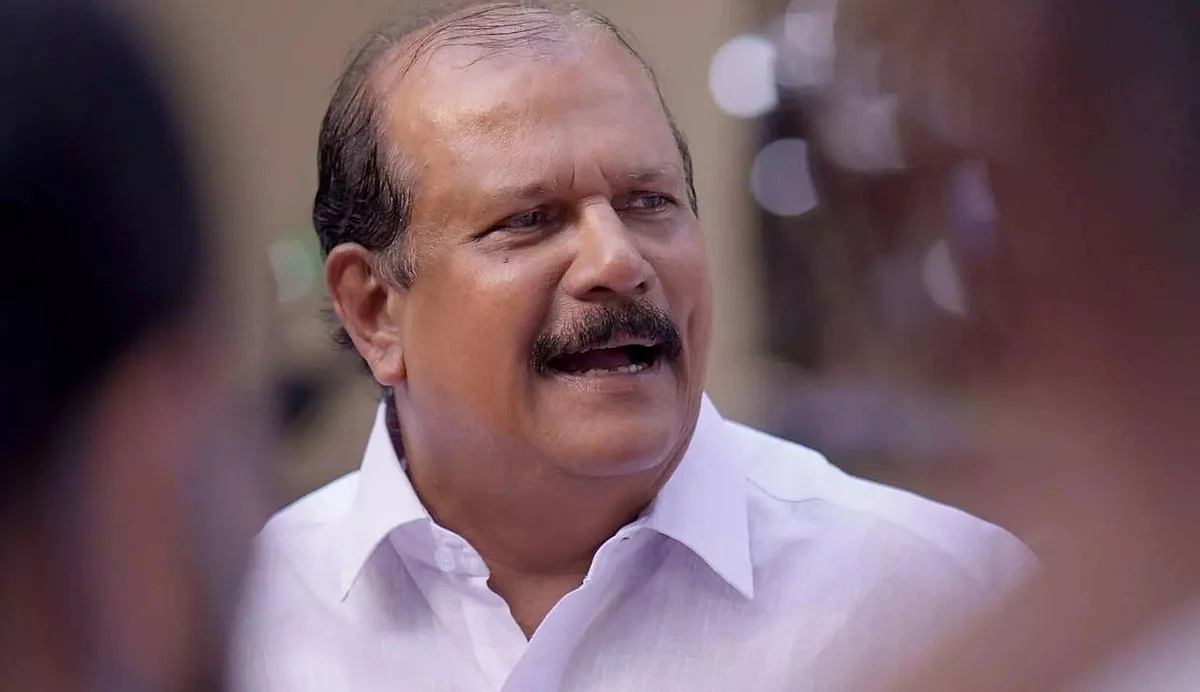 വിദ്വേഷ പ്രസംഗത്തില് പി.സി ജോര്ജിന് ജാമ്യം; അറസ്റ്റ് മുസ്ലിം തീവ്രവാദികള്ക്കുള്ള പിണറായി വിജയന്റെ റംസാന് സമ്മാനമെന്ന് പി.സി