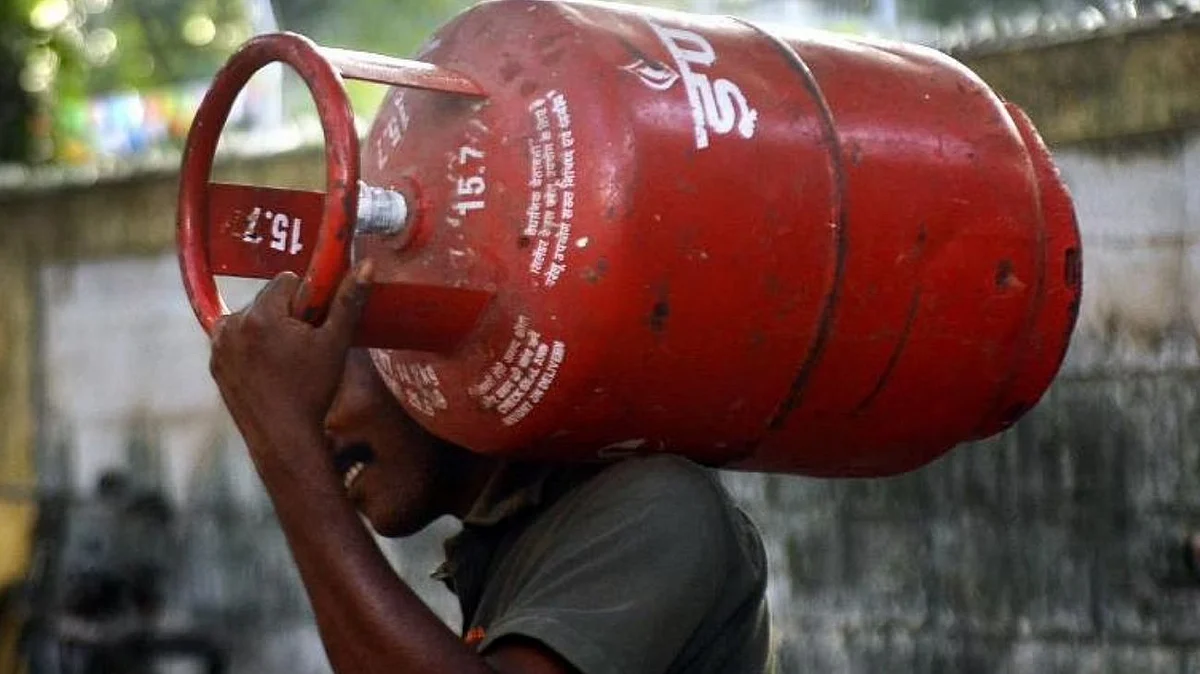 സബ്സിഡി ഇല്ലാത്തത് കൊവിഡ് മൂലം; പാചക വാതകത്തിന് 258 ശതമാനം വില വര്ദ്ധിച്ചുവെന്ന് മോദി സര്ക്കാര്