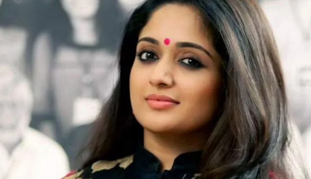 നടിയെ ആക്രമിച്ച കേസില് അന്വേഷണ സംഘം കാവ്യാ മാധവനെ ചോദ്യം ചെയ്യുന്നു