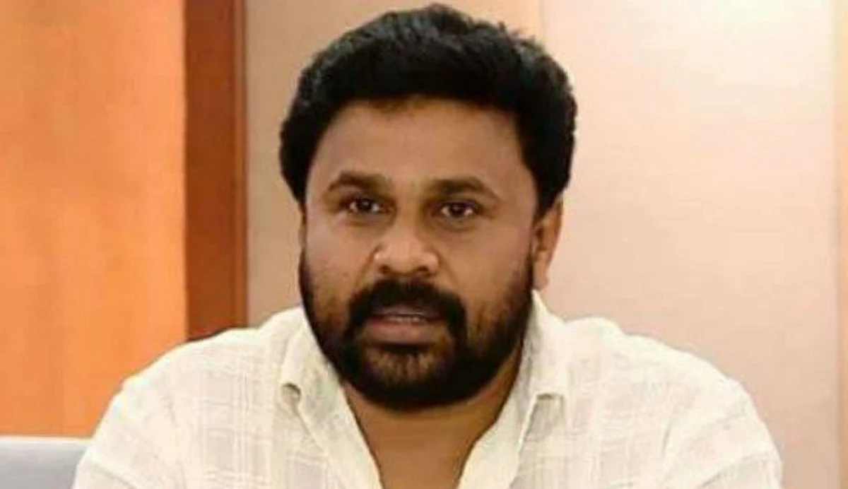 'ലൈംഗിക അതിക്രമമാണോ നടന്നത് എന്നതില് സംശയമുണ്ട്', അതിജീവിതയ്ക്കും മുന് ഭാര്യയ്ക്കുമെതിരെ ദിലീപ് സുപ്രീം കോടതിയില്