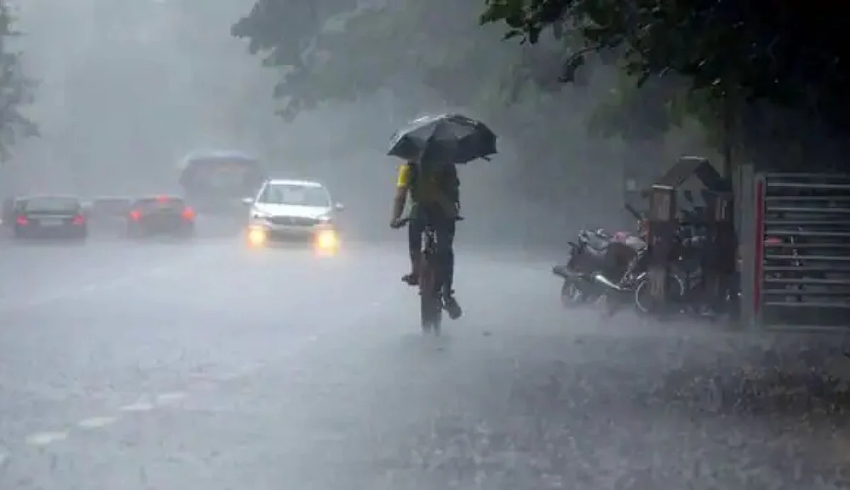 സംസ്ഥാനത്ത് അതിതീവ്ര മഴയ്ക്ക് സാധ്യത; ചീഫ് സെക്രട്ടറി യോഗം വിളിച്ചു