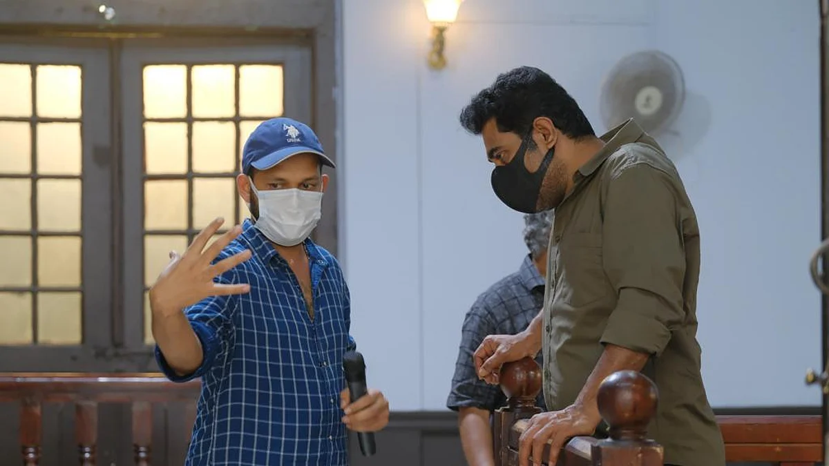 ആ ഒരു വരിയില് നിന്ന് ക്ലൈമാക്സിലേക്ക്, വീണ്ടും സുരാജ്-നിമിഷ കോമ്പിനേഷന്; ഉണ്ണി ഗോവിന്ദരാജ് അഭിമുഖം