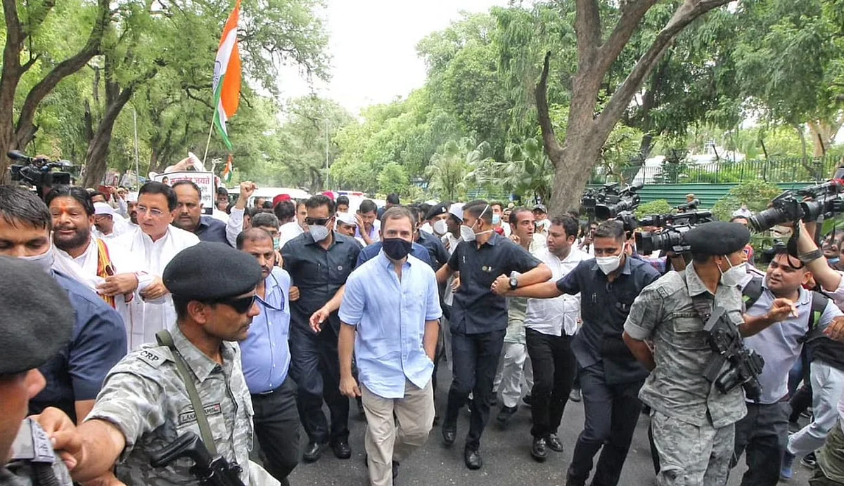 ഡല്ഹിയില് വ്യാപക പ്രതിഷേധം, രാഹുല് ഗാന്ധിയുടെ അറസ്റ്റിന് സാധ്യത