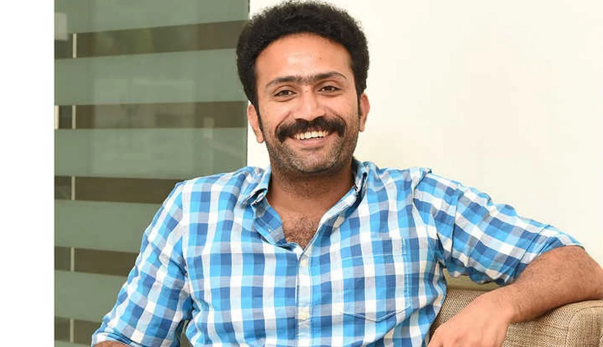 അഞ്ച് ദിവസം കൊണ്ട് 160 സിനിമ കണ്ടാല് കിളി പോവില്ലേ?; ചലച്ചിത്ര അവാര്ഡ് ജൂറിക്കെതിരെ വീണ്ടും ഷൈന് ടോം ചാക്കോ