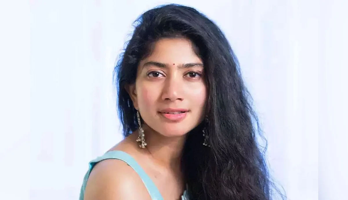 കശ്മീരി പണ്ഡിറ്റുകള്ക്ക് സംഭവിച്ചതും പശുവിന്റെ പേരില് മുസ്ലിങ്ങളെ കൊല്ലുന്നതും തമ്മില് എന്താണ് വ്യത്യാസം?: സായ് പല്ലവി