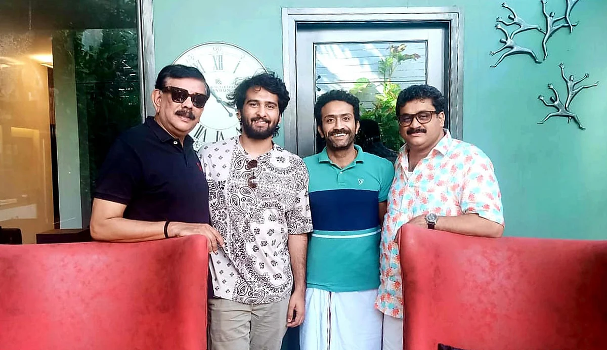 മരക്കാറിന് ശേഷം പ്രിയദർശൻ; ഷെയിൻ നിഗം നായകൻ