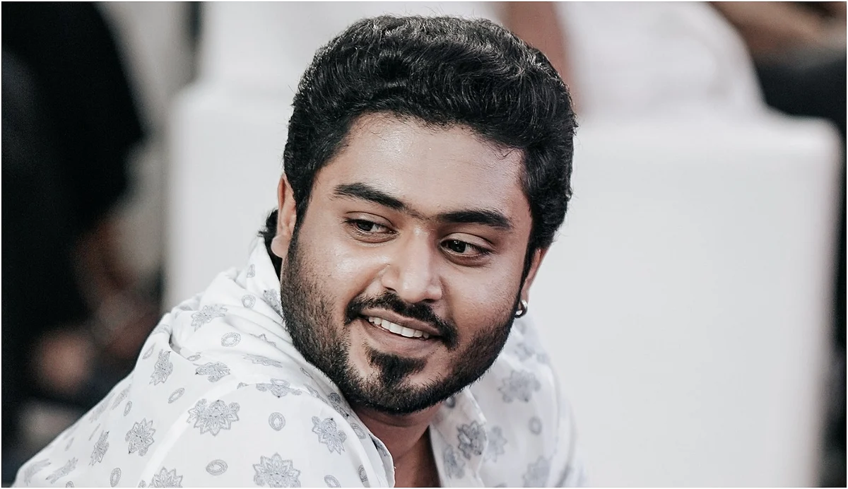 'കേന്ദ്രത്തെ വിമര്ശിക്കുന്ന സിനിമ ഞാന് ചെയ്യുമെന്ന് ആരും കരുതില്ല, അച്ഛന് അതില് പ്രശ്നമില്ല'; ഗോകുല് സുരേഷ്