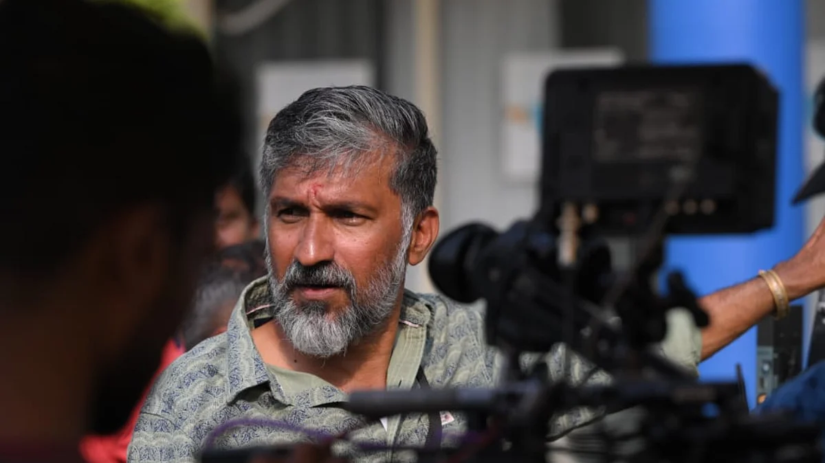 എന്റേത് എല്ലാക്കാലവും യൂത്തിന്റെ കഥകള്, 'ഹയ' എന്റര്ടെയ്നര് : വാസുദേവ് സനല്