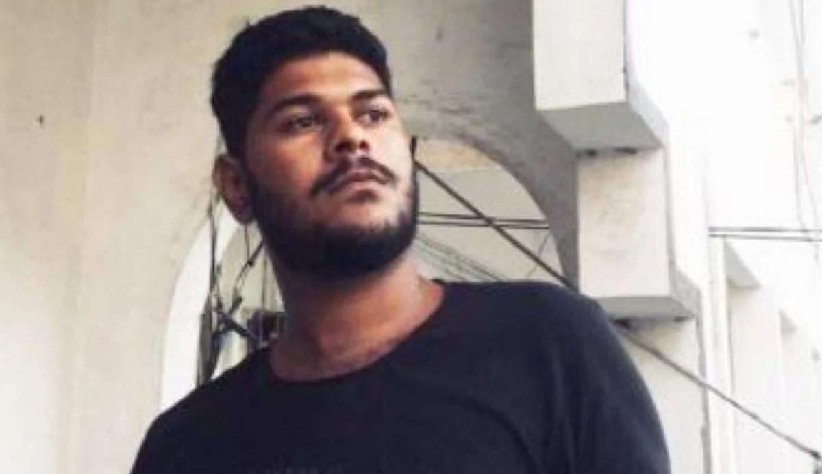 കണ്ണൂർ സർവകലാശാല ക്യാമ്പസ്സിൽ സംഘർഷം;
എസ്.എഫ്.ഐ വ്യാജ റാഗിംഗ് കേസിൽ കുടുക്കാൻ ശ്രമിക്കുന്നുവെന്ന് അലൻ ഷുഹൈബ്