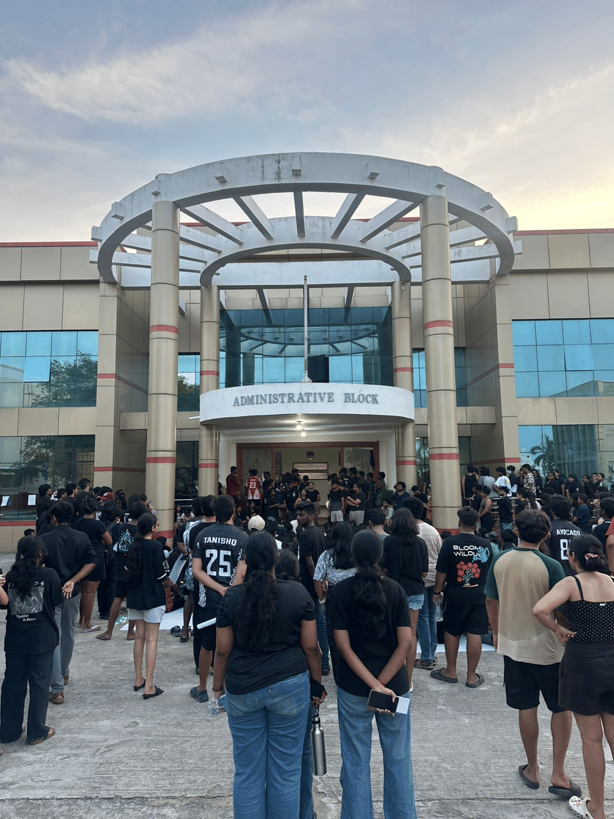 TNNLU’s Vice Chancellor said female students in shorts ‘invite sexual harassment’. Varsity then called protesting students' parents.