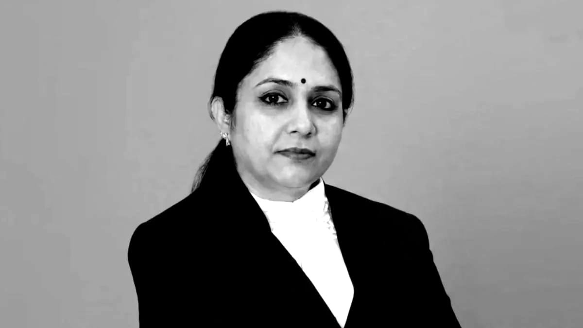 ‘If judges are threatened to remain silent to the liking of politically powerful persons, justice itself may become a casualty’: Justice Swarna Kanta Sharma initiates criminal contempt proceedings against Kejriwal, Sisodia and other AAP leaders