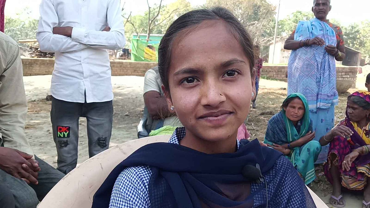 Lakshmi is one of the children of the community who goes to school, and wants to help the people of the community by teaching.