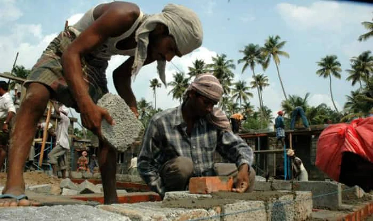 Uttar Pradesh Ranks Number One In The Country In Garib Kalyan Rozgar Abhiyan