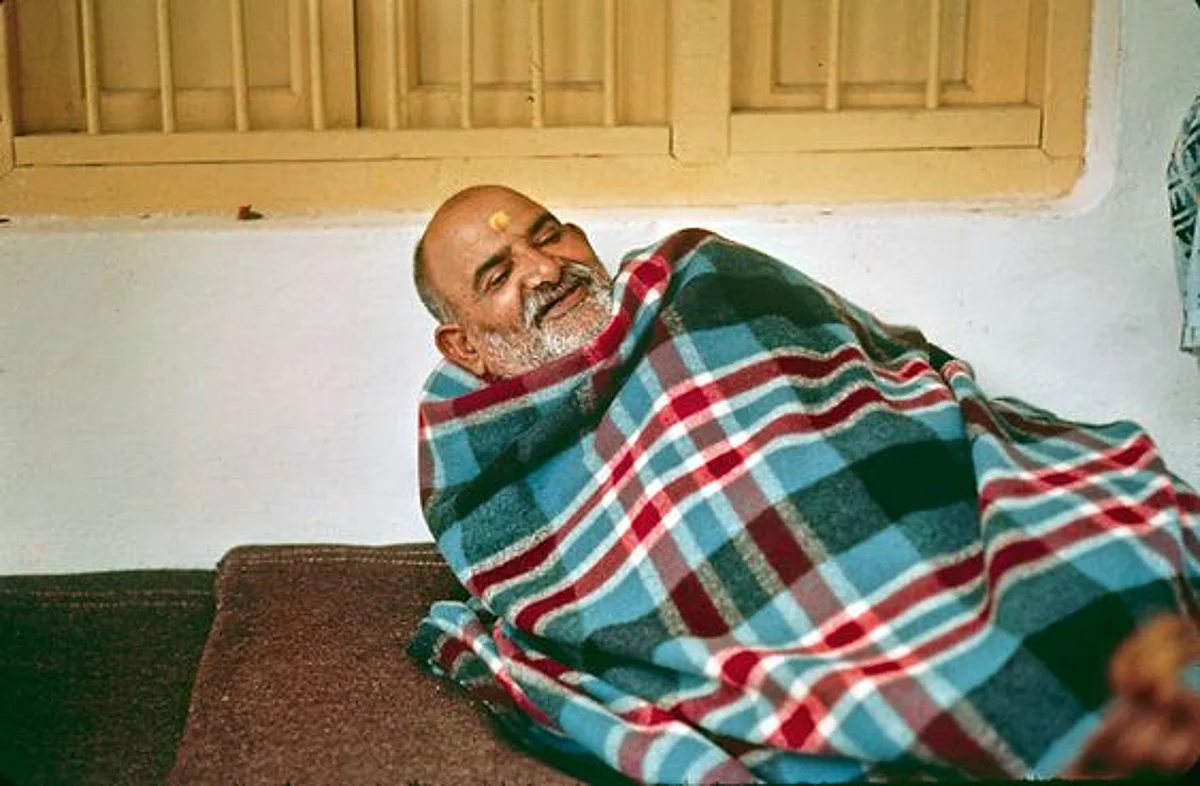नीब करोली बाबा की अनंत कथाएँ: सन्यासियों का मतिभ्रम और महाराज जी की सर्व्वयापकता