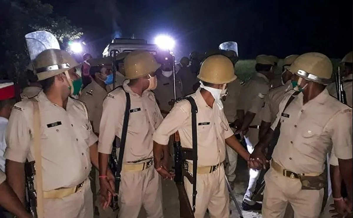 Police Provides Round-The-Clock Security To Family Of Hathras Victim