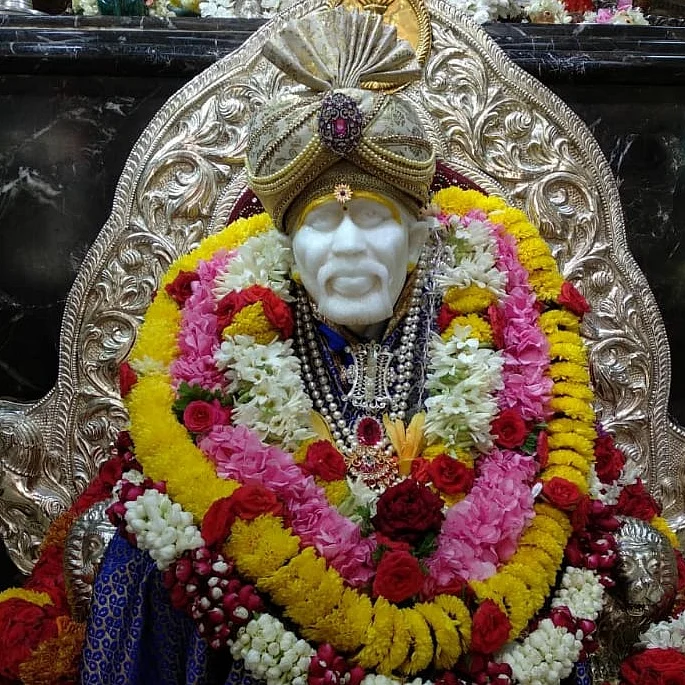 Guruvaar Darshans From Shri Saibaba Mandir Sai Geetanjali Cantonment N.P Street KSR Bengaluru Karnataka