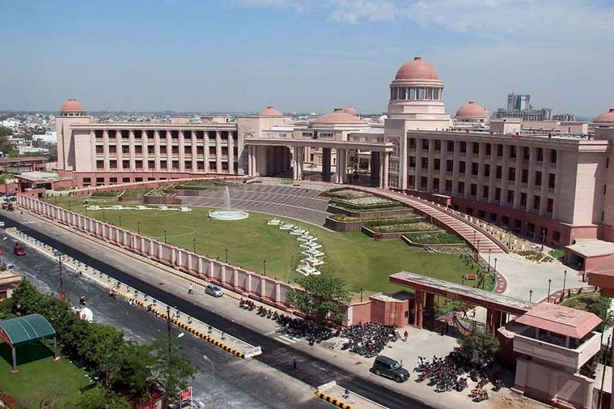 Allahabad HC Takes Suo Motu Note of Hathras Incident, Issues Notice To UP Government