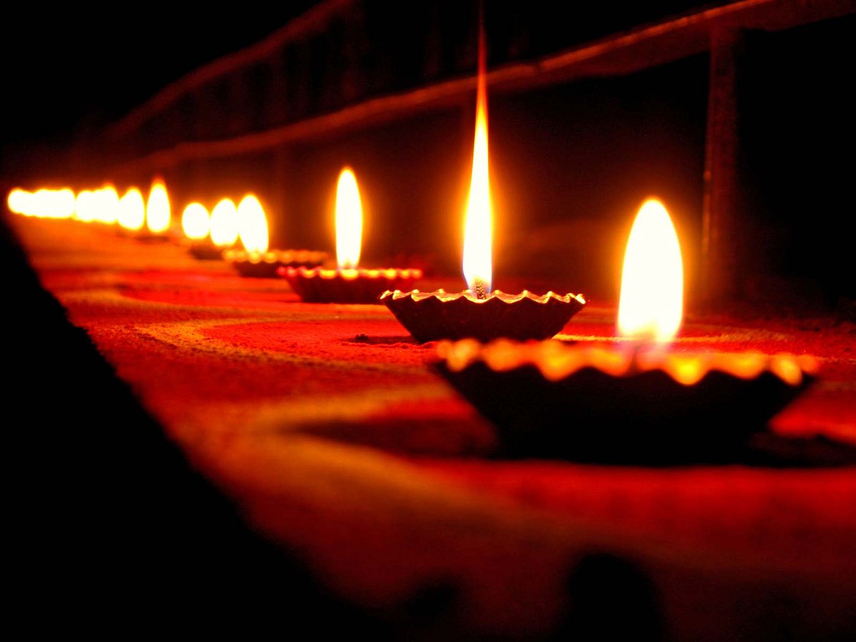 know-the-five-auspicious-days-of-diwali