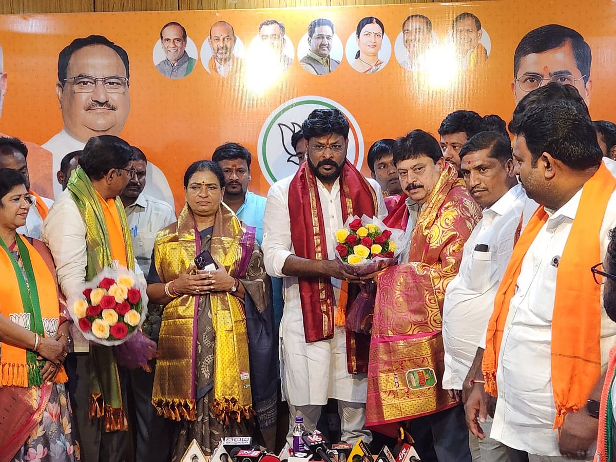 Telangana polls: Casino organiser and gambling accused Chikoti Praveen joins BJP - Vimarsana News