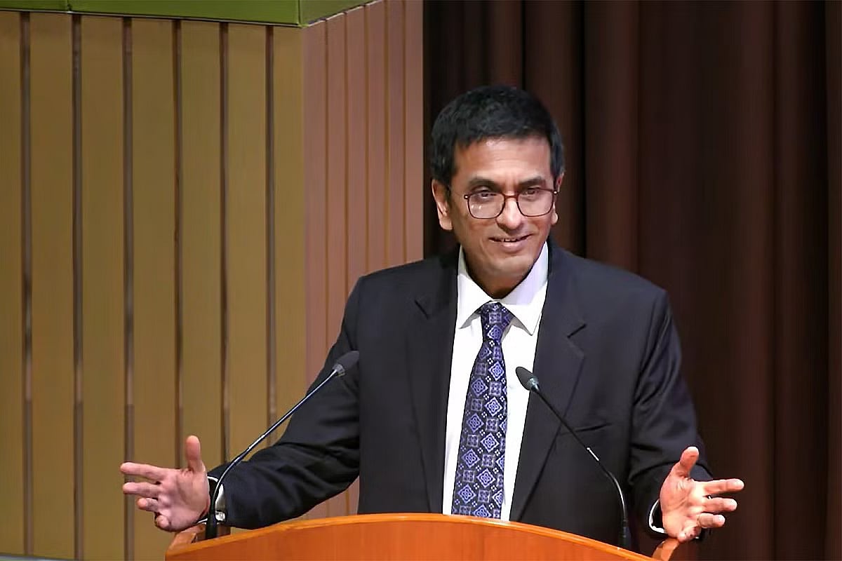 CJI Chandrachud supports adoption for queer and unmarried couples - Vimarsana News
