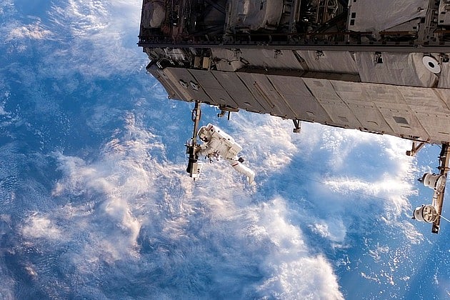 Explainer: what is microgravity? All you need to know