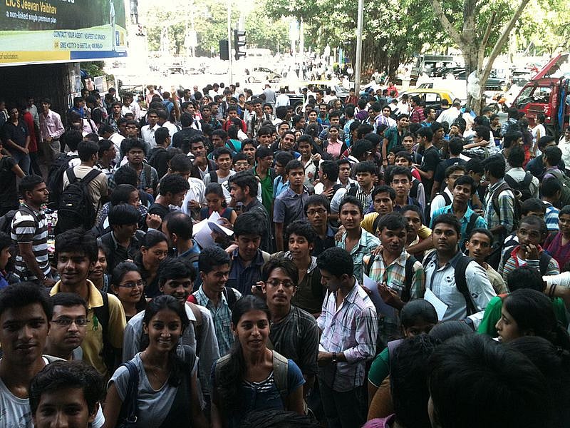 New dress code at Madurai Medical College, leggings banned for girls