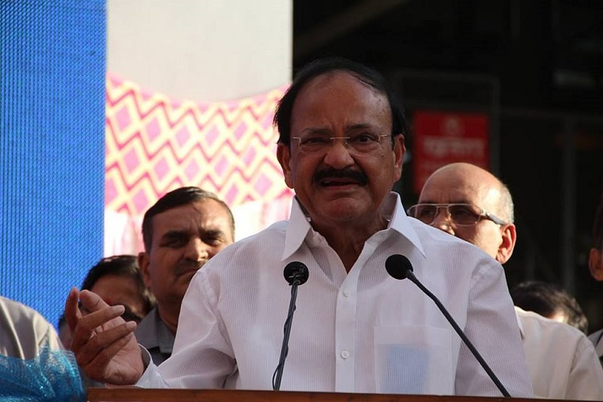 Saaku or Beku?: Karnataka switches between yes and no on Venkaiah Naidu ...