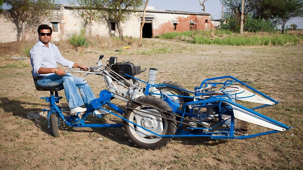 Any long-term solution to the alarming level of air pollution in the national capital must create a situation whereby farmers are not required to burn the standing straw.