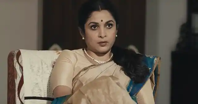 Ramya looks convincing as Shakthi.
