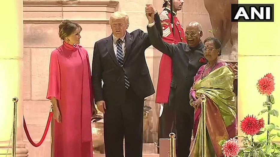 Ram Nath Kovind welcomes Donald Trump at Rashtrapati Bhavan. 