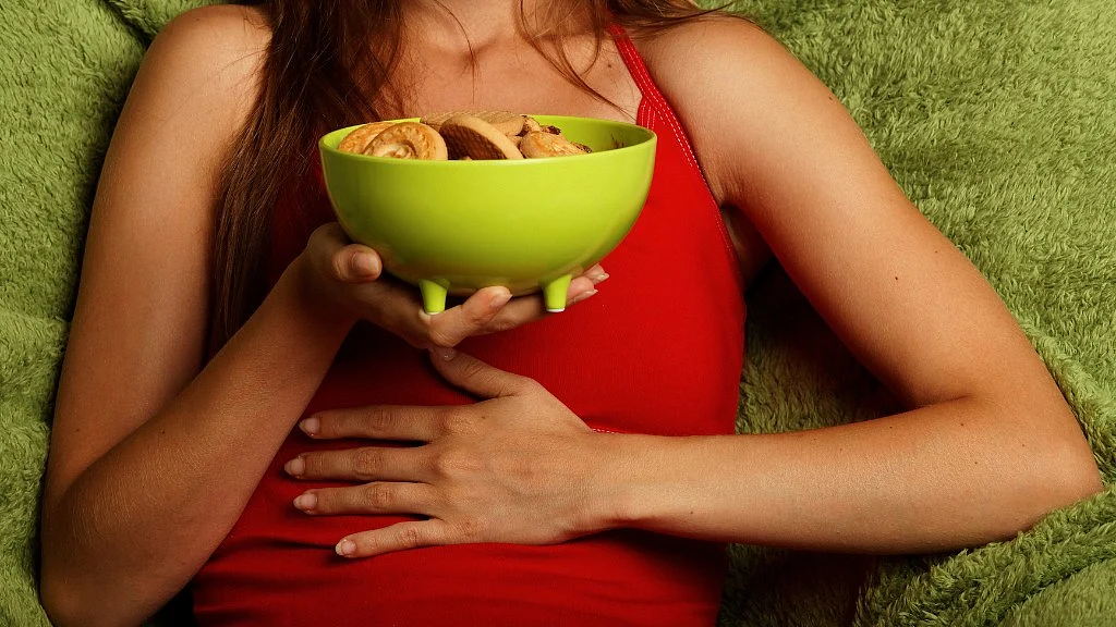 Our unhealthy lifestyle – bad eating habits and very low intake of water – can cause kidney stones.