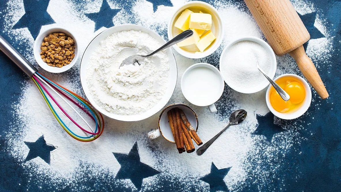 Here are some of my favourite home-made winter goodies that also double as Christmassy snacks.