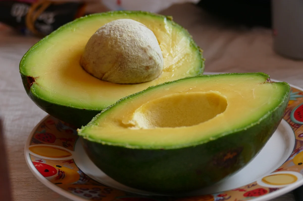 Avocados contain essential fatty acids that are beneficial to cure liver problems.