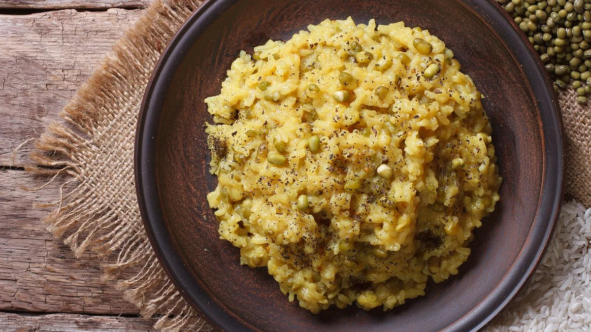 Sprouted Moong Khichdi