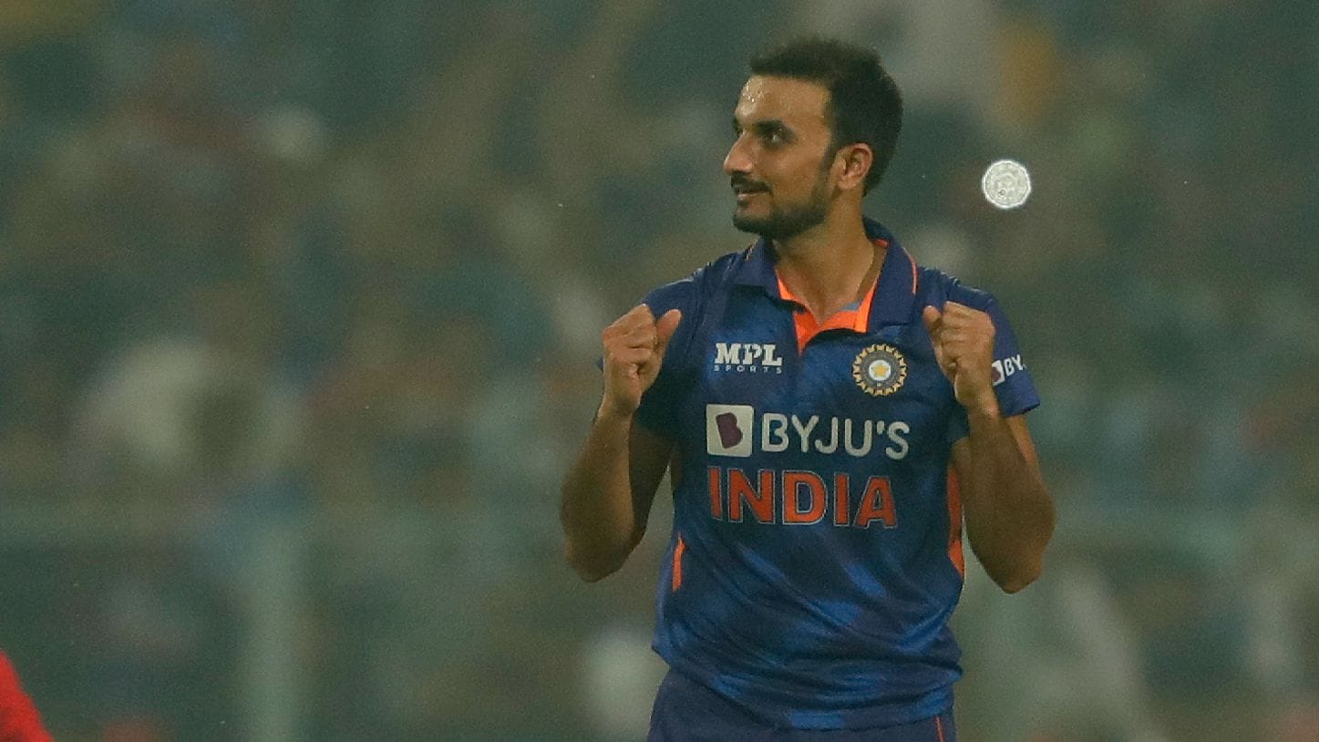 IPL Auction 2022: Harshal Patel Returns to RCB For a Massive Rs 10.75 Crore