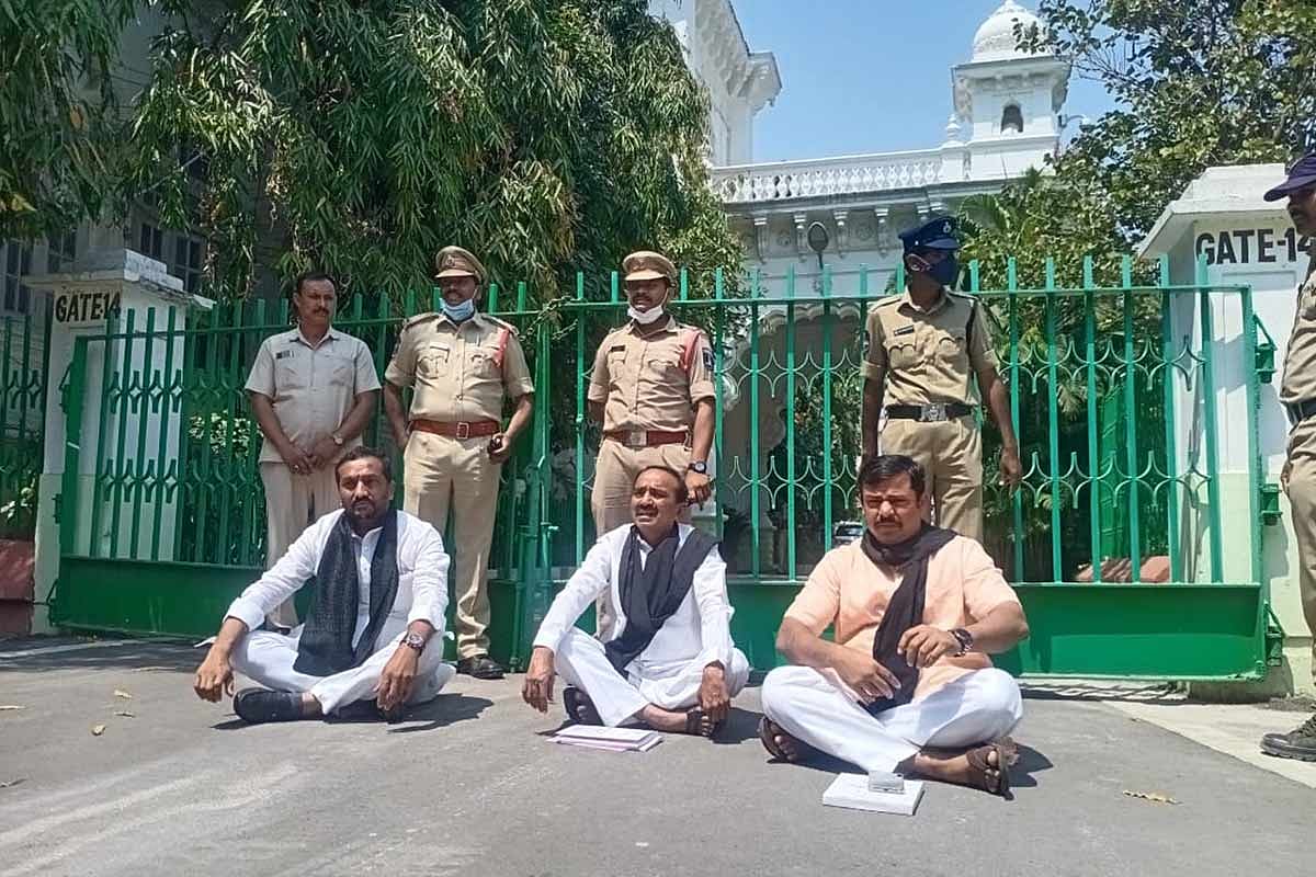 BJP MLAs suspended from Budget session of Telangana Assembly