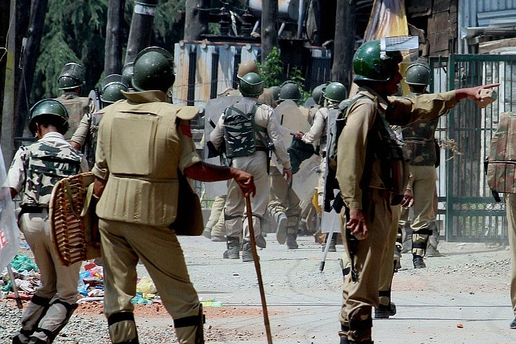 Curfew continues in most parts of Kashmir for fifth day, death toll