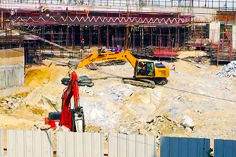 Homes near Bengaluru construction site shudder as builder uses