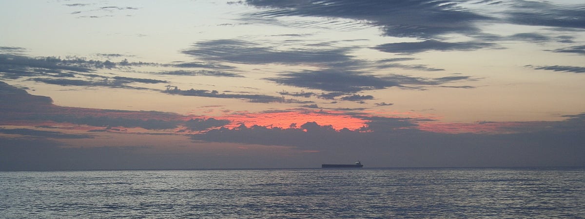 Global Shipping to Half Emissions by 2050