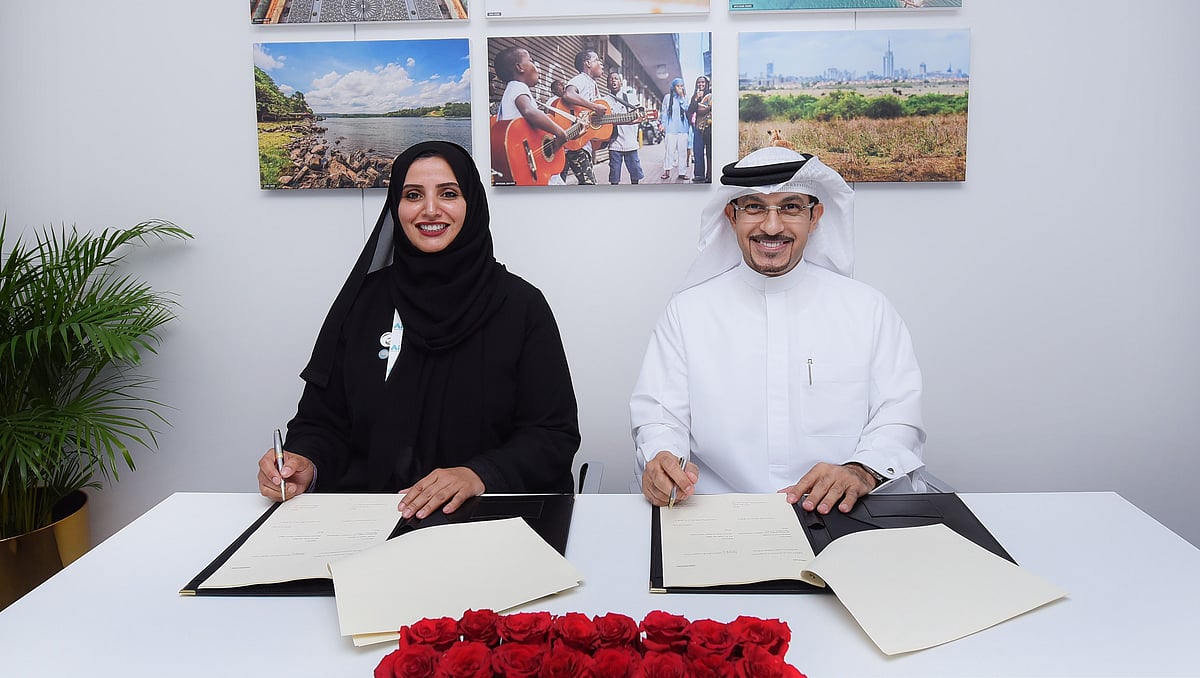 Emirates Signs Agreement with Smart Dubai