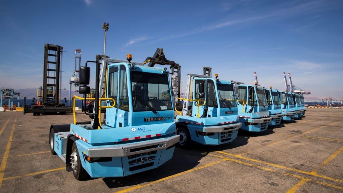 Terminal Trucks