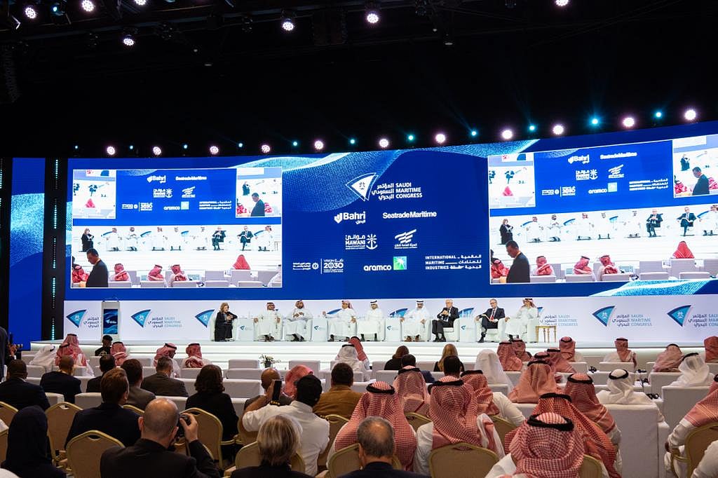 Mawani Signs 7 Deals Worth 240 Million at Saudi Maritime Congress