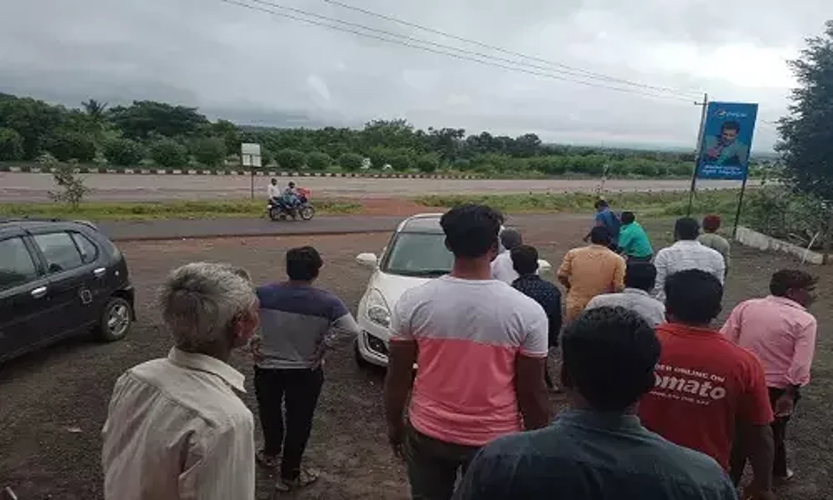 ಇಬ್ಬರ ಜಗಳ ಬಿಡಿಸಲು ಹೋದ ಡಾಭಾ ಮಾಲೀಕನ ಕೊಲೆ